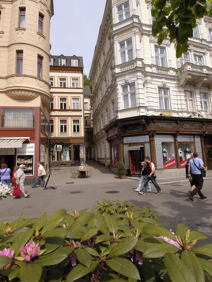 EA Apartmány Mozart Karlovy Vary Exterior foto